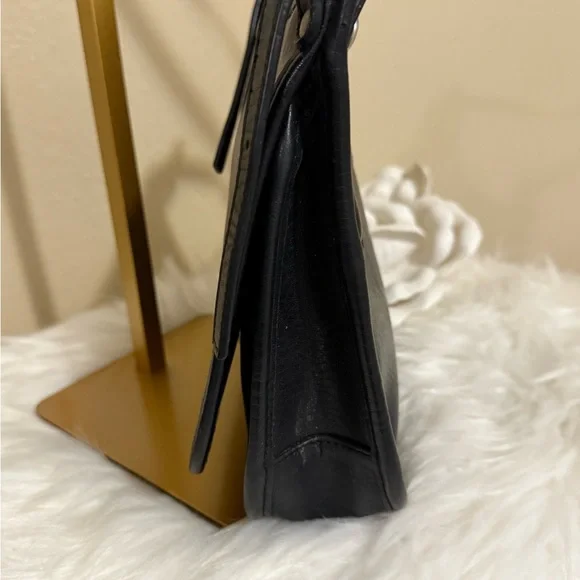 Vintage coach Elegant Black Leather Shoulder Bag - Picture 7 of 14